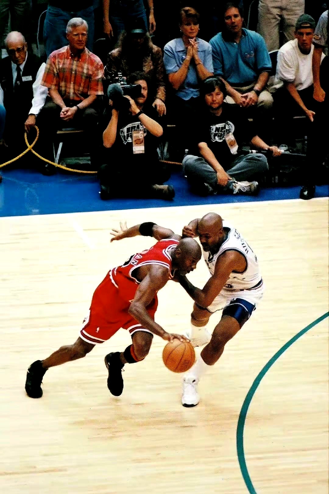 PG电子官网-比赛中的关键一球令人记忆犹新