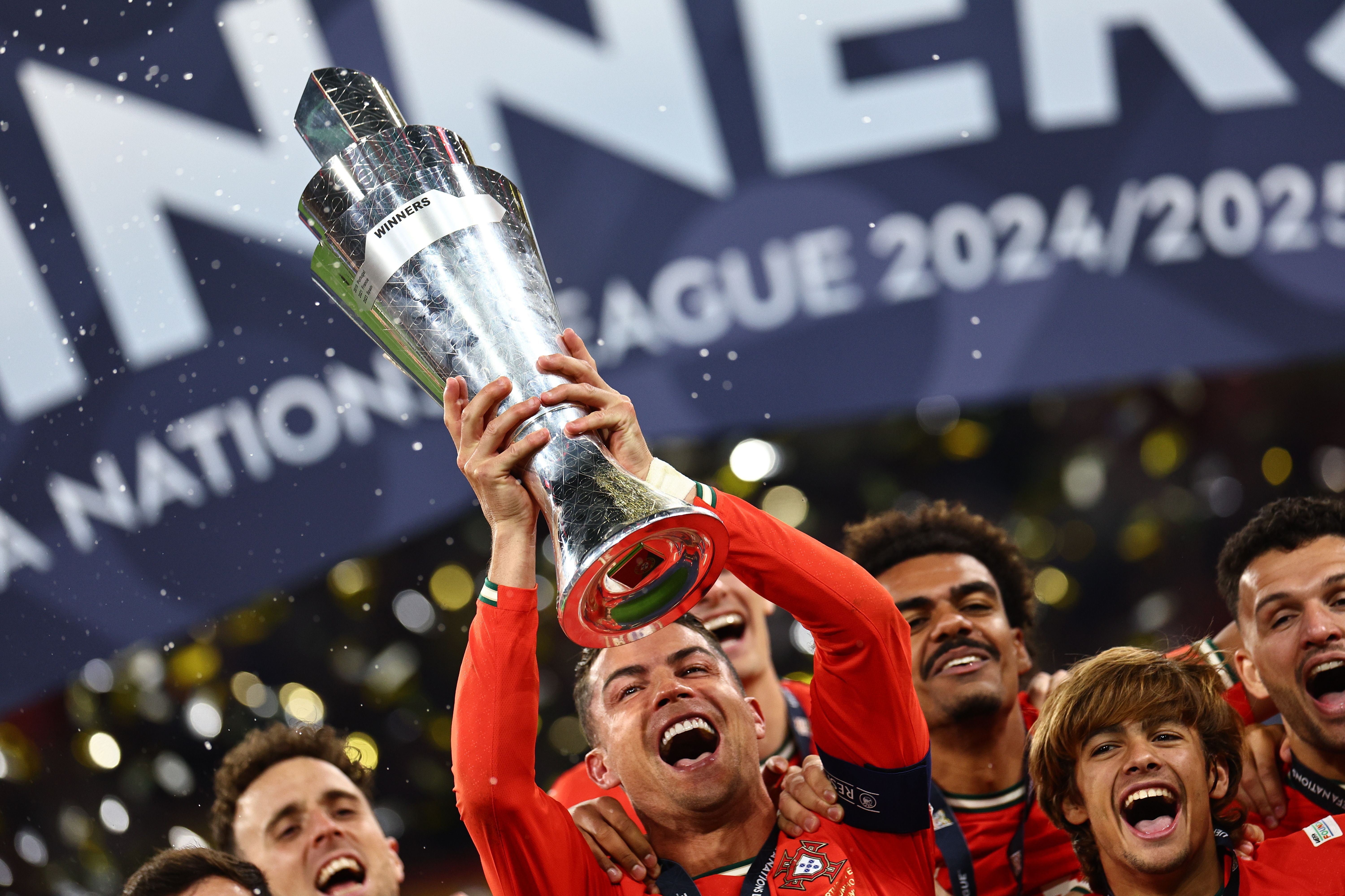 PG电子官网-葡萄牙遗憾出局,荷兰晋级欧锦赛半决赛!